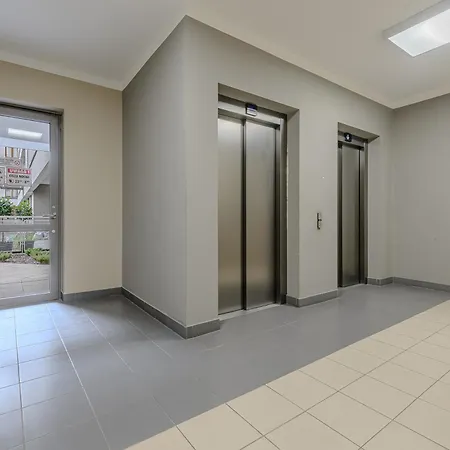 شقة Lumina I Stylish 2-room With Parking I Center I Balcony *