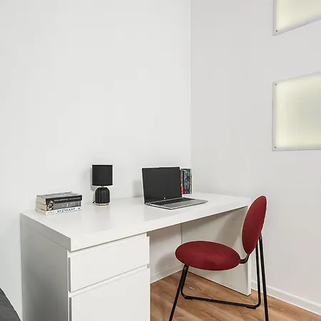 شقة Lumina I Stylish 2-room With Parking I Center I Balcony *