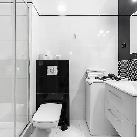 Lumina I Stylish 2-room With Parking I Center I Balcony *
